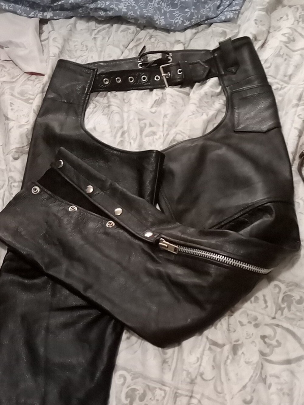 Wilsons Leather Black Real Leather Lace-Up Back Chaps Small